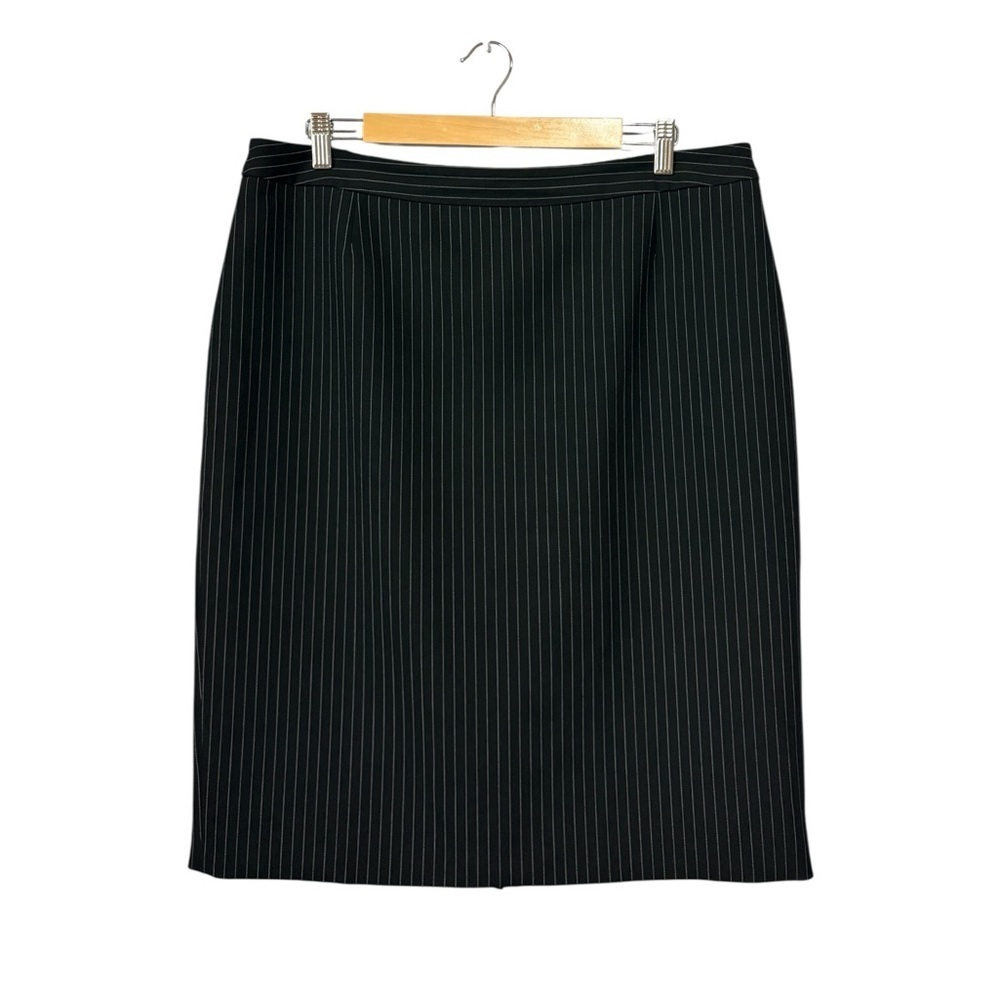 Hugo Boss, Black Pinstripe Pencil Skirt, Size 14 US, Office Classic - Picture 4 of 11